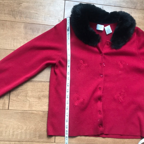 Talbots kids red sweater embroidered - Picture 7 of 8